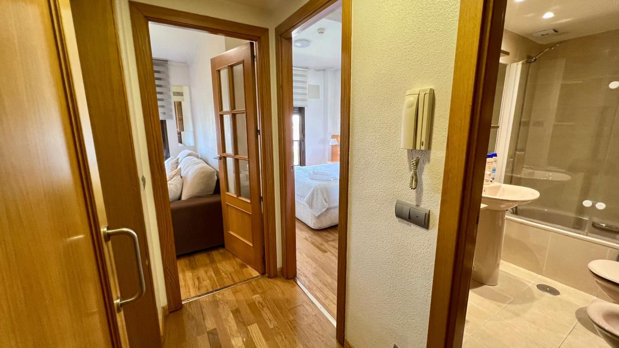 House Samaniego 12 Apartment มาดริด ภายนอก รูปภาพ